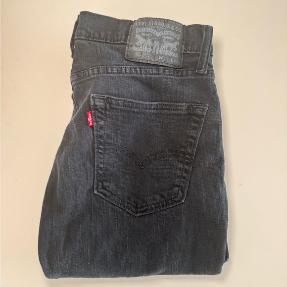 Vintage 511 Levi’s Black Cut Off Jeans - Picture 3 of 7